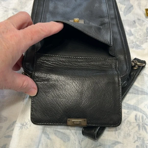 Vintage Black leather travel organizer/wristlet by Carlo Amboldi - Picture 8 of 9